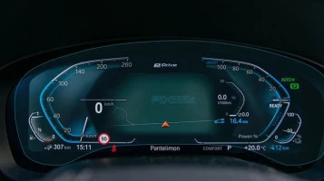 Захисне скло Pixsel на панель приладів BMW 5 / M5 - 14.3“ 2020 - 2023 (G30, G31, G38, F90)