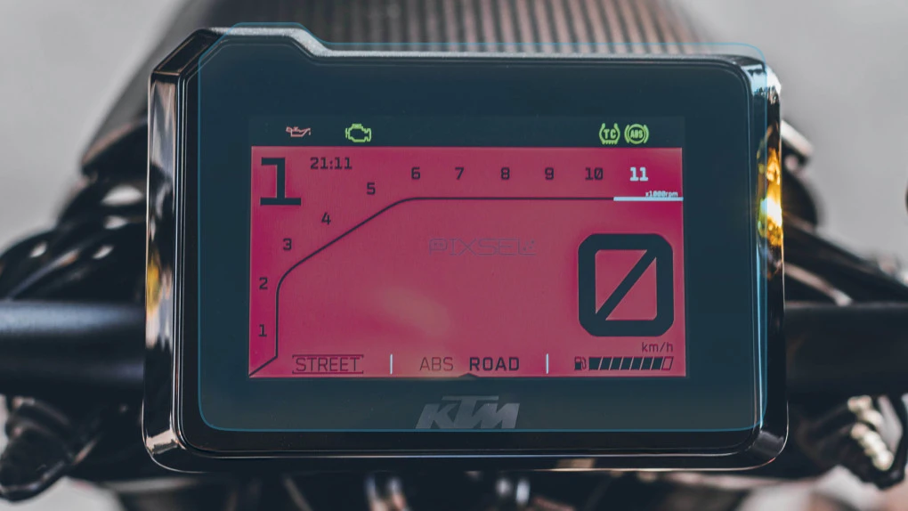 Захисне скло Pixsel на спідометр мотоцикла KTM Brabus 1500 R 6.8“