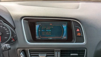 Захисне скло Pixsel на монітор AUDI Q5 / SQ5 - 6.3“ 2012 - 2017