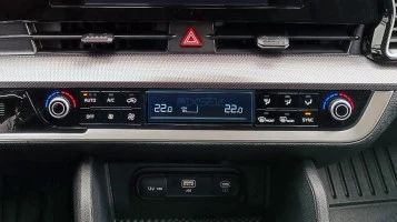 Protective glass Pixsel for climate-control KIA SPORTAGE - 4.7“ 2022 - 2024