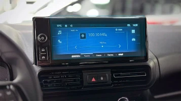 Захисне скло Pixsel на монітор OPEL COMBO - 11.1“ 2024 -