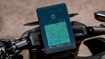 Ochronne szkło Pixsel na moto prędkościomierz CFMOTO 800MT Advanced 2023 + 9.9“