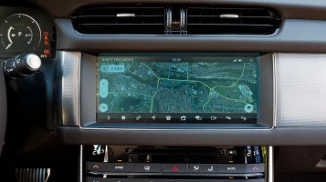 Ochronne szkło Pixsel na monitor JAGUAR XF - 9.9“ 2016 - 2020