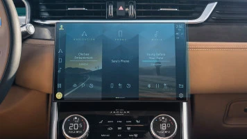 Ochronne szkło Pixsel na monitor JAGUAR XF - 12“ 2021 -